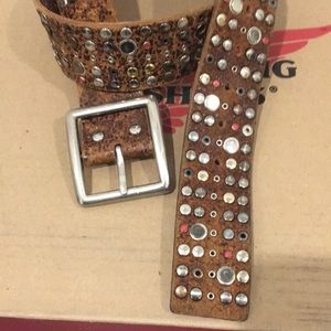 Decorative leather belt